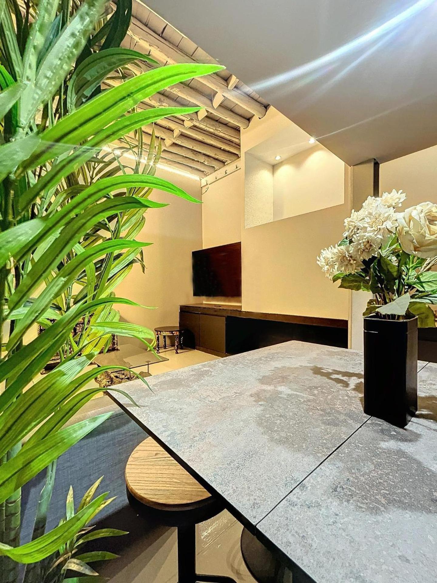 H&H Suite Santa Paula Granada Exterior photo